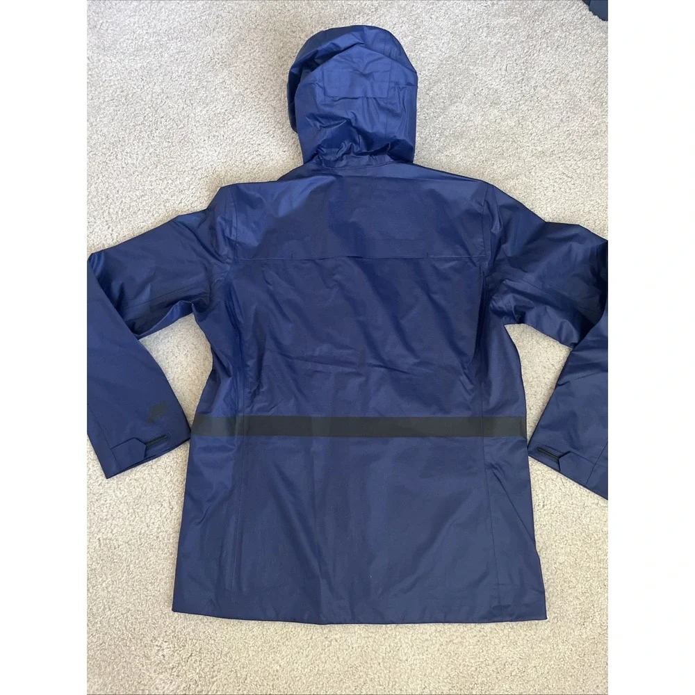 Nike GF New Master Saturday Jacket Black Hyper Blue Water Resistant Nylon Mens